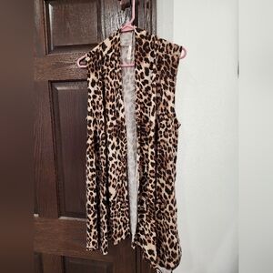 Design by Olivia Vest/Sleeveless Cardigan